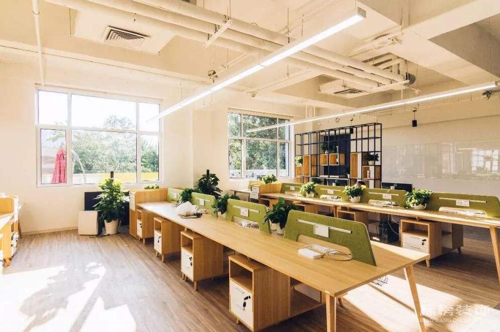 深圳辦公室裝修完成后如何進行保潔工作？